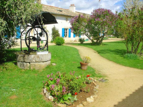Maison de 4 chambres avec piscine partagee jardin amenage et wifi a Saint Vincent la Chatre
